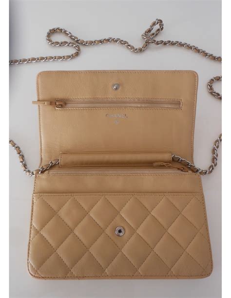 chanel wallet beige